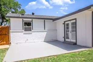 4604 Parkwood Dr, Forest Hill, TX 76140 - Photo 20