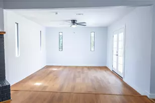 4604 Parkwood Dr, Forest Hill, TX 76140 - Photo 6