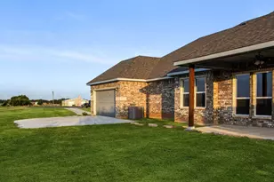 1013 Magnolia Ct, Springtown, TX 76082 - Photo 30