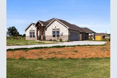 1013 Magnolia Court, Springtown, TX 76082 - Photo 2