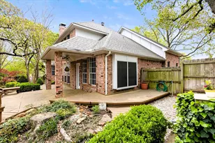 1869 Vintage Ct, Corinth, TX 76210 - Photo 32