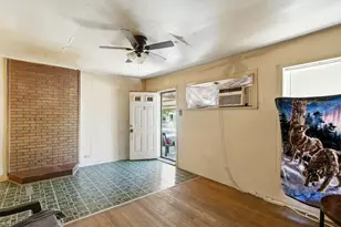 1010 SE 19th St, Mineral Wells, TX 76067 - Photo 6