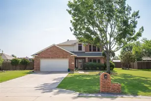 3066 Stoney Hollow Ln, Rockwall, TX 75087 - Photo 2