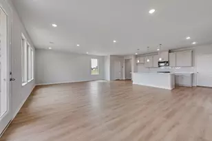 129 Ashbrook St, Little Elm, TX 75068 - Photo 8