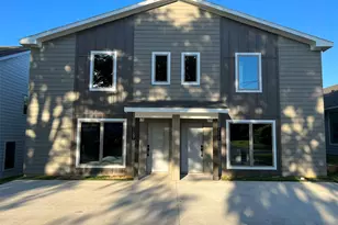 2526 S Fannin Ave, Denison, TX 75020 - Photo 1