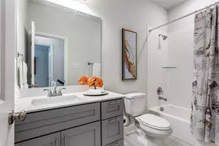 553 Hutchinson Ln, Lewisville, TX 75077 - Photo 22