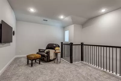 553 Hutchinson Lane, Lewisville, TX 75077 - Photo 16