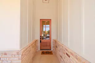 2829 Avenue L, Fort Worth, TX 76105 - Photo 2