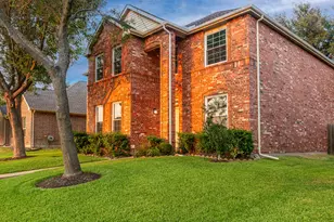 4514 Lincolnshire Dr, Garland, TX 75043 - Photo 2