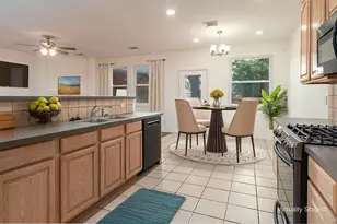 4514 Lincolnshire Dr, Garland, TX 75043 - Photo 10