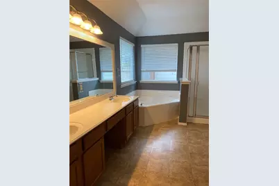 9733 Old Field Drive, McKinney, TX 75072 - Photo 10