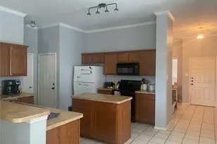 9733 Old Field Dr, McKinney, TX 75072 - Photo 6