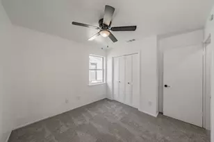 1509 Meadowcrest Dr, Garland, TX 75042 - Photo 26