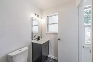 1509 Meadowcrest Dr, Garland, TX 75042 - Photo 24