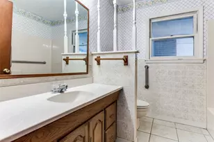 213 S Allen St, Boyd, TX 76023 - Photo 20