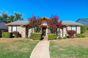 3017 Rockett Dr, Carrollton, TX 75007 - Photo 1