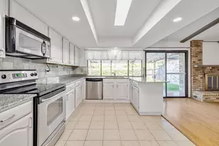 3017 Rockett Dr, Carrollton, TX 75007 - Photo 12