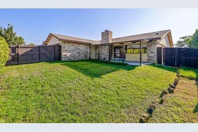 3017 Rockett Drive, Carrollton, TX 75007 - Photo 28