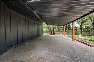 5205 Lockwood Dr, Waco, TX 76710 - Photo 36