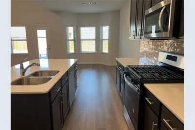 10517 Breezeway Drive, Aubrey, TX 76227 - Photo 10