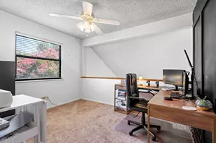 3437 Castle Rock Ln, Garland, TX 75044 - Photo 32