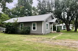 333 Hurt St, Dublin, TX 76446 - Photo 4