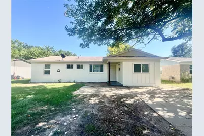 713 Cindy Lane, Grand Prairie, TX 75052 - Photo 1