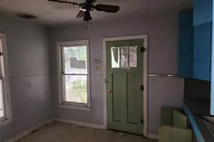 407 Largent Ave, Ballinger, TX 76821 - Photo 8