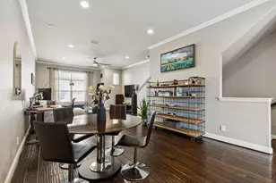 722 E 1st St, Fort Worth, TX 76102 - Photo 6