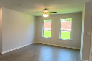 312 Logan St, Keene, TX 76059 - Photo 4