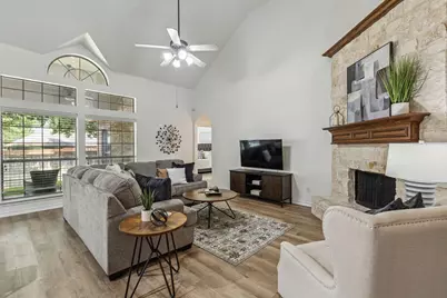 9009 Silsby Drive, Fort Worth, TX 76244 - Photo 6