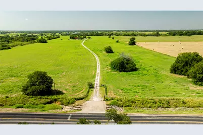 12520 455 E, Pilot Point, TX 76258 - Photo 6