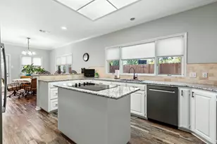 711 S Harrison St, West, TX 76691 - Photo 18