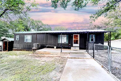 700 Frontier Street, Bowie, TX 76230 - Photo 10
