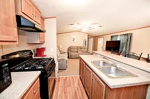 700 Frontier St, Bowie, TX 76230 - Photo 16