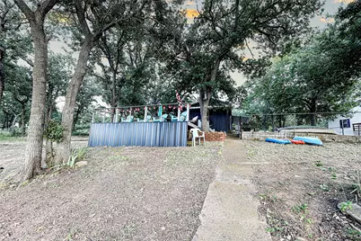 700 Frontier Street, Bowie, TX 76230 - Photo 38