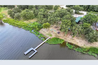 700 Frontier Street, Bowie, TX 76230 - Photo 2