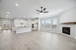 3822 Walnut Crk Dr, Crandall, TX 75114 - Photo 2