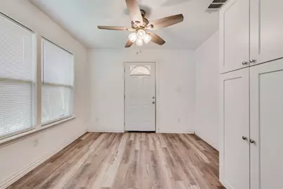 209 Alexander Court, Irving, TX 75061 - Photo 22
