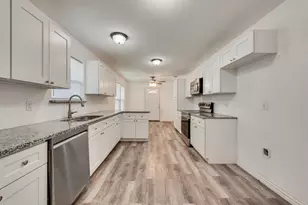 209 Alexander Ct, Irving, TX 75061 - Photo 10