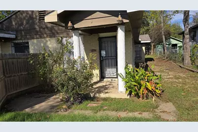 2503 Wilkinson Avenue, Fort Worth, TX 76103 - Photo 1