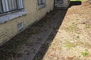 2503 Wilkinson Ave, Fort Worth, TX 76103 - Photo 10