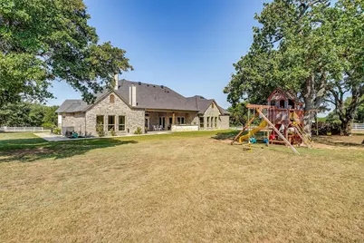 3207 Hummingbird Court, Granbury, TX 76049 - Photo 38