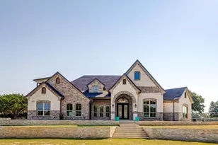 3207 Hummingbird Ct, Granbury, TX 76049 - Photo 1