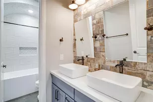 3207 Hummingbird Ct, Granbury, TX 76049 - Photo 26