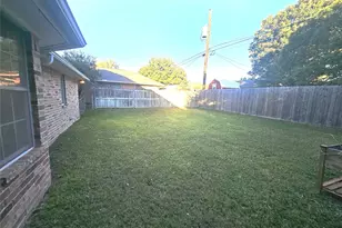 676 Bluebonnet St, Stephenville, TX 76401 - Photo 4