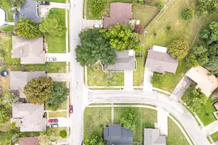 3309 Canton St, Greenville, TX 75402 - Photo 6