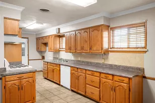 3309 Canton St, Greenville, TX 75402 - Photo 22