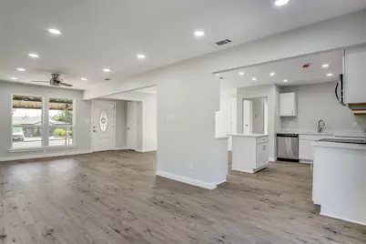 107 N Cherry Lane, Granbury, TX 76048 - Photo 12