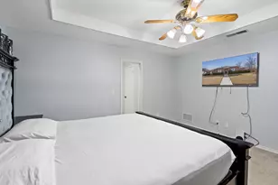 2220 Cedar Cir, Carrollton, TX 75006 - Photo 36